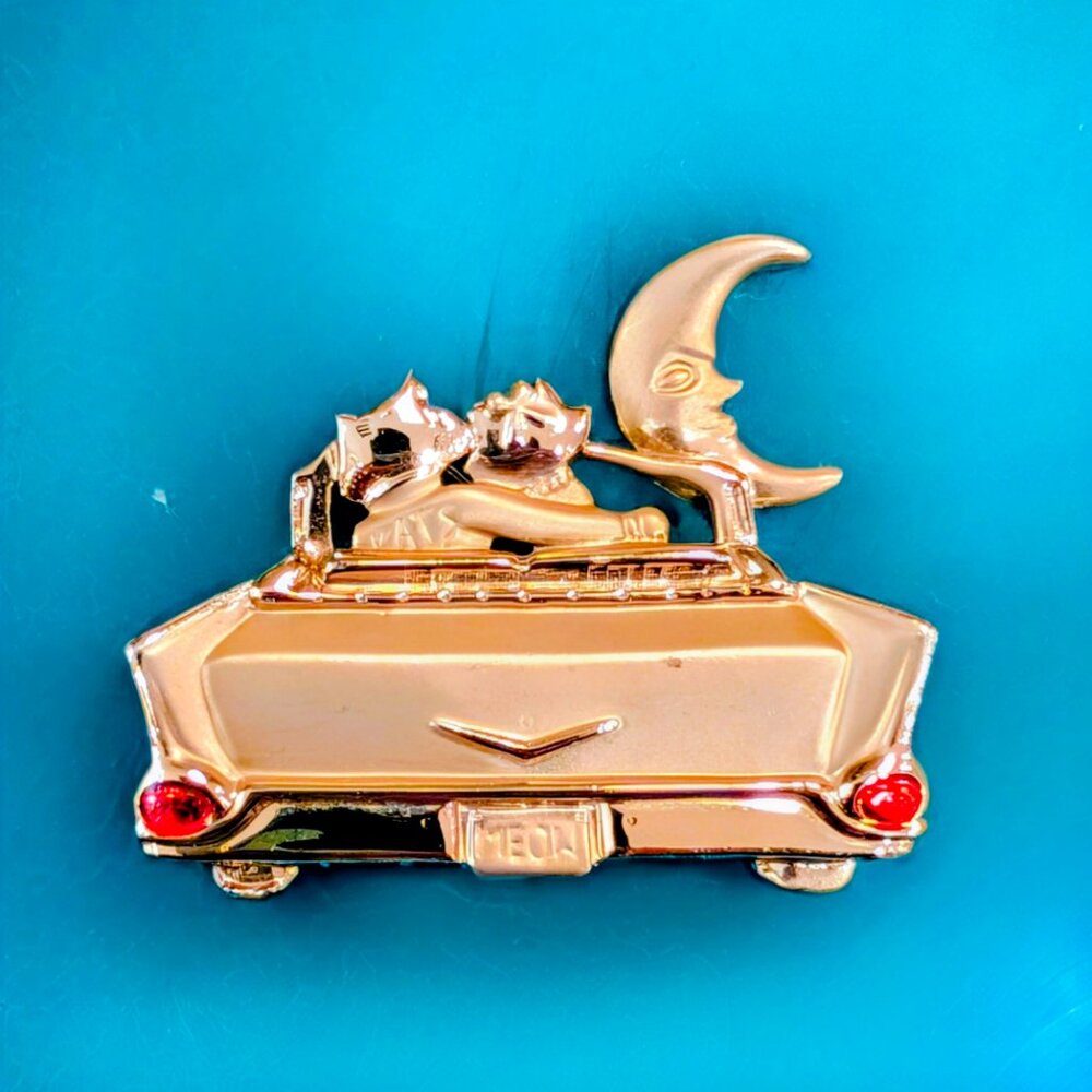 AJC Cats‎ in Cadillac Brooch
